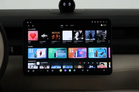 40万元以上车型，单月卖2.2万辆，这台国产SUV真有这么香？